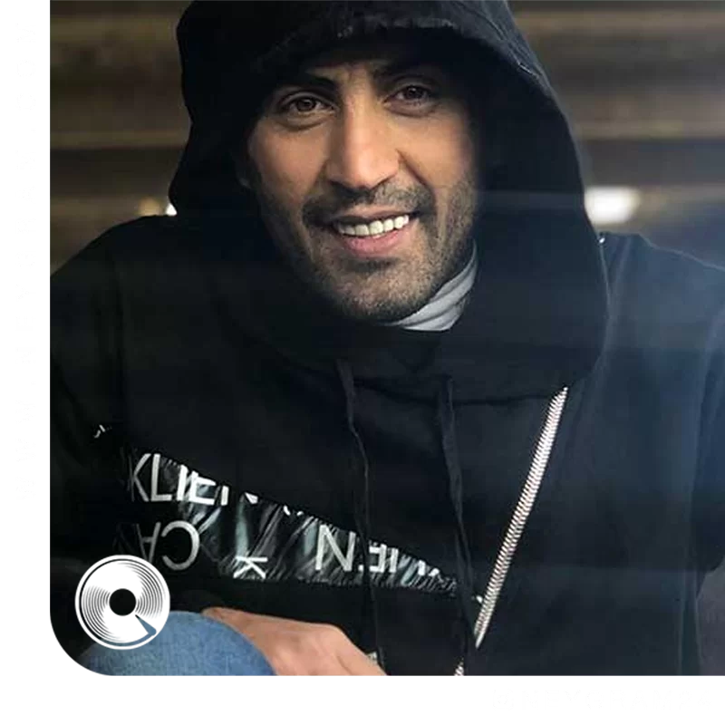 زیبای بی عاطفه