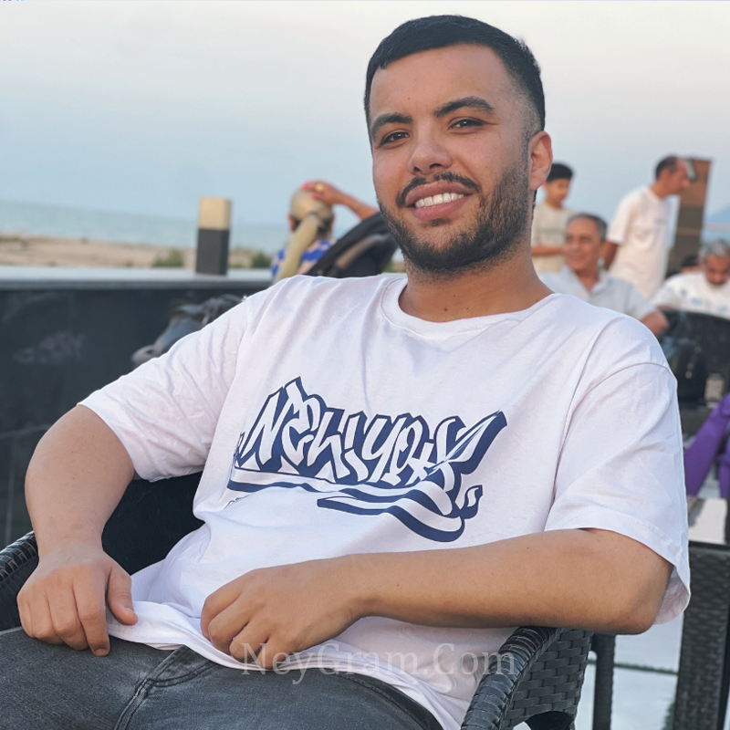 مهدی آذر + بیکلام
